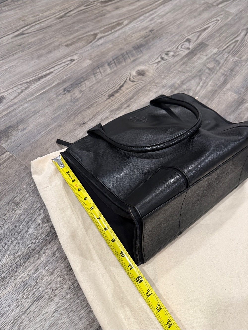 Tory Burch Ella Black Leather Tote Bag - Picture 10 of 16